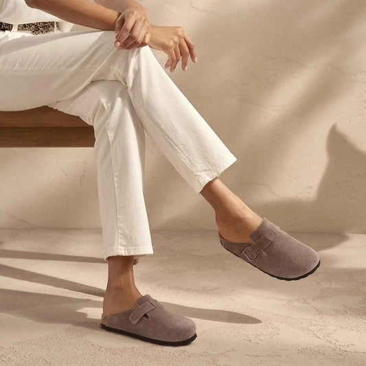Sabot in pelle scamosciata